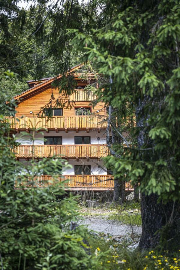Apartmanovy Dom Poludnica - Chopok Juh Tale Exterior photo